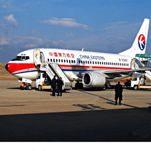 莫高机场托运航空快运业稳步发展的原因是什么？